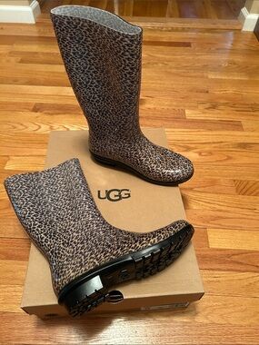 UGG Women's Leopard Print Tall Rain Boots - Brown/Black